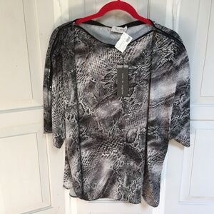 Lola & Sophia Black and White Snake Print Top ~ NWT